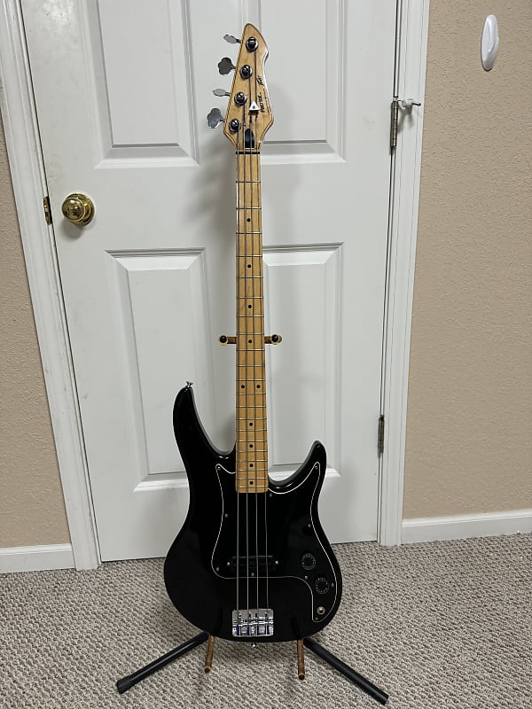 Peavey Patriot Bass Guitar 1985 made in USA Reverb