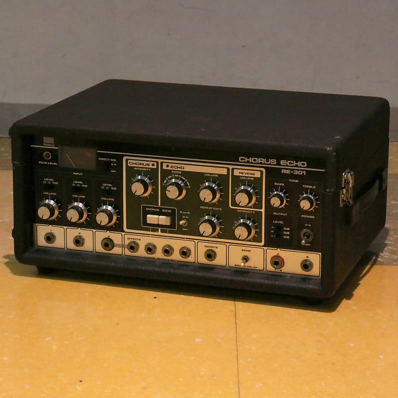 ROLAND RE301 Chorus Echo Guitar Echo [SN 826437] [09/04] Reverb