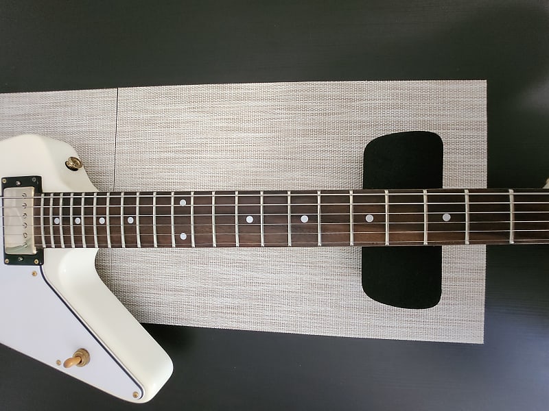 Tokai Explorer EX68 - Vintage Cream White | Reverb Deutschland