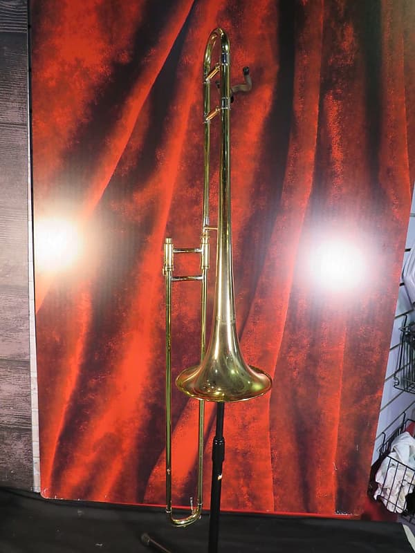 Holton COLLEGIATE TR602 Trombone (Raleigh, NC) Reverb