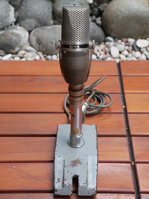 Vintage Aiwa VM-20A VM20A Bidirectional Ribbon Microphone with MS-10 Stand,  FREE Worldwide SHIPPING