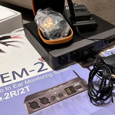 JTS SIEM-2 in ear monitor system image 2