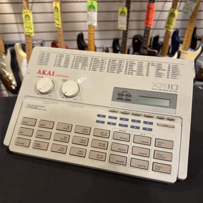 AKAI XR10 1990’s Drum Machine w/ Power Supply