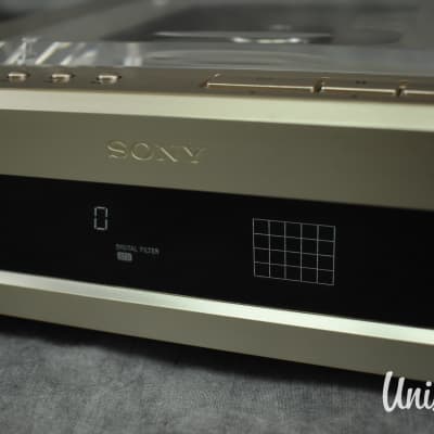 Sony CDP-X3000 Compact Disk CD Player in Very Good Condition | Reverb