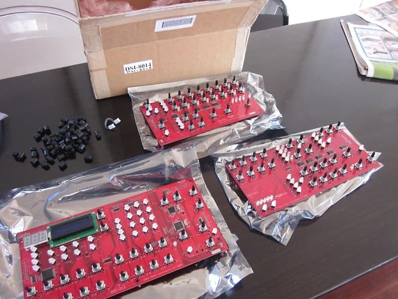 DSI Poly Evolver Encoder boards complete set + knobs image 1