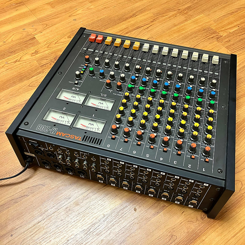 タスカム　TASCAM M-208 アナログミキサー 80s ビンテージ TASCAM M-208 8ch アナログミキサー 80s タスカム ビンテージ