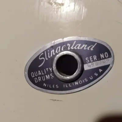 Slingerland 22" x 18" Bass Drum 1982 Marine White image 2