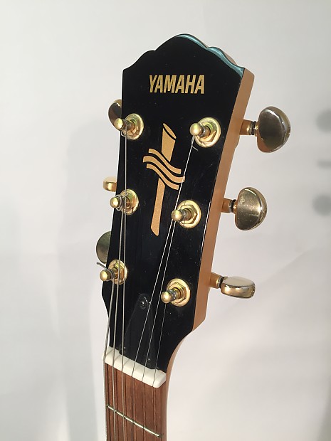 Yamaha AEX500 Electro acoustic jazz guitar Black | Reverb