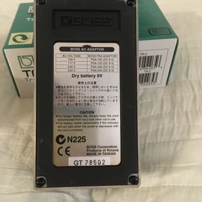 Boss TR-2 Tremolo (Silver Label) 1997 - Present - Green image 3