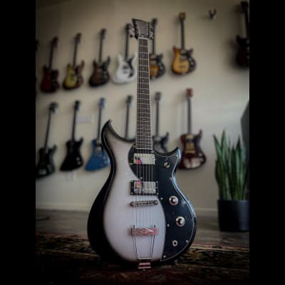 Dunable Cyclops DE Series Guitar - Silverburst for sale