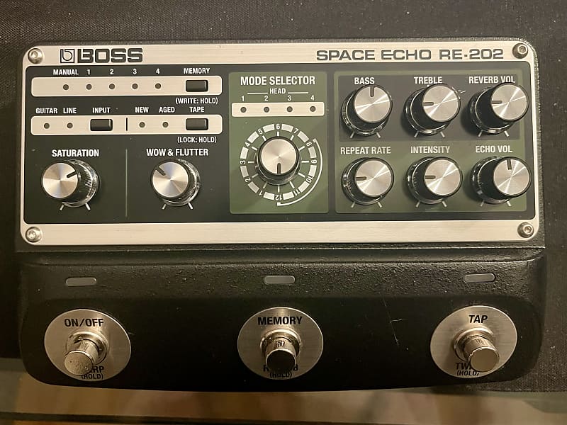 Boss RE-202 Space Echo