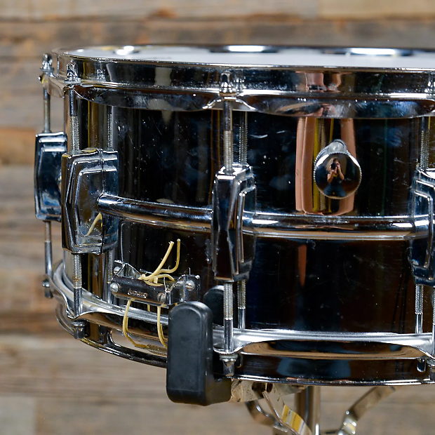Ludwig No. 402 Supraphonic 6.5x14" Aluminum Snare Drum with Pointed Blue/Olive Badge 1969 - 1979 image 5