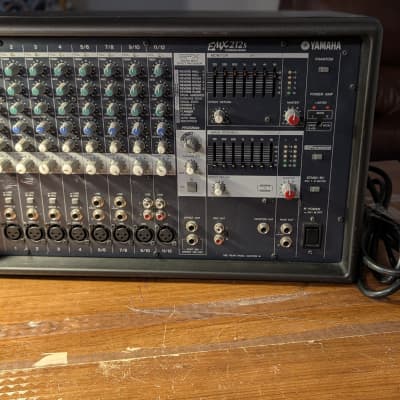 Yamaha EMX212S 12-input, 200W/channel Powered Mixer with SPX Yamaha EMX212S 12-input, 200W/channel Powered Mixer with SPX