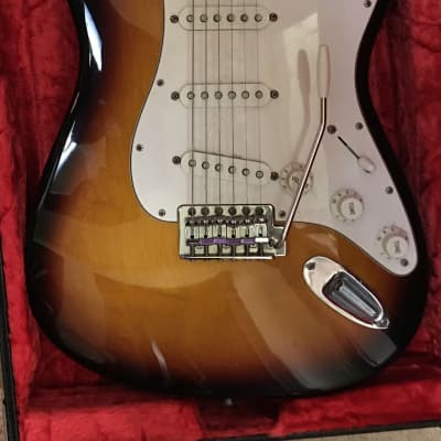Fender Stratocaster w/Tremolo 1994 Brown Sunburst Made in Mexico image 2