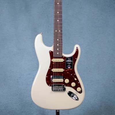 Fender American Professional II Stratocaster HSS RW B-Stock