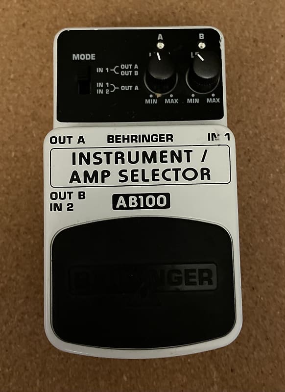 Behringer AB100 Instrument/Amp Selector