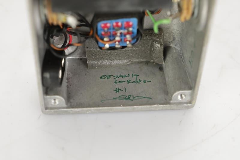 Smoky Signal Audio Tubeless β John Mayer inspired tone with the 'Sakashta Smoky Signal