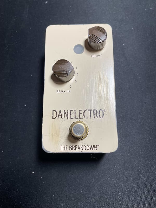 Danelectro The Breakdown