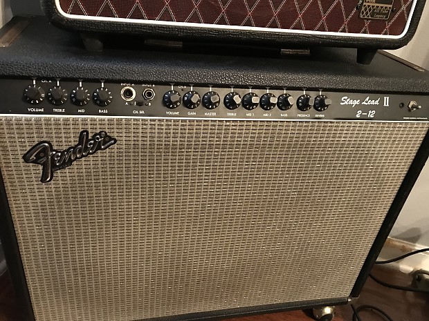 Fender Stage Lead II 2x12 125 watts 80s