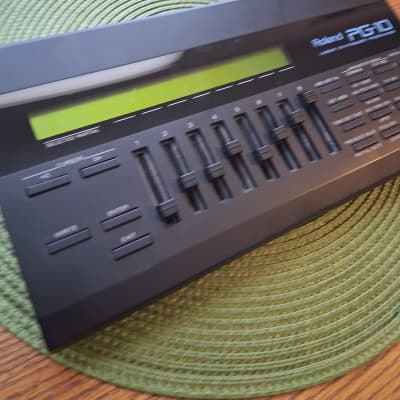 Roland PG-10 Programer Mid 80's - Black