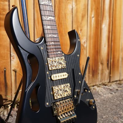Ibanez Steve Vai PIA3761 - Onyx Black 6-String Electric Guitar w/ Hardshell Case (2023) image 7