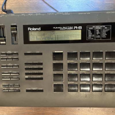 Roland R-8 Human Rhythm Composer 1980s - Black