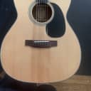 Blueridge BR-43 Contemporary Series 000 Sitka Spruce/Mahogany with Rosewood Fretboard Natural