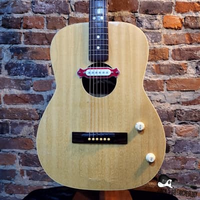 Julio Guiletti Italian Rubber Bridge Guitar w/ GB (1960s - Natural Finish - Baritone Tuning) image 1