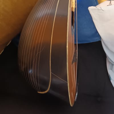 Bouzouki kotses taximi image 2