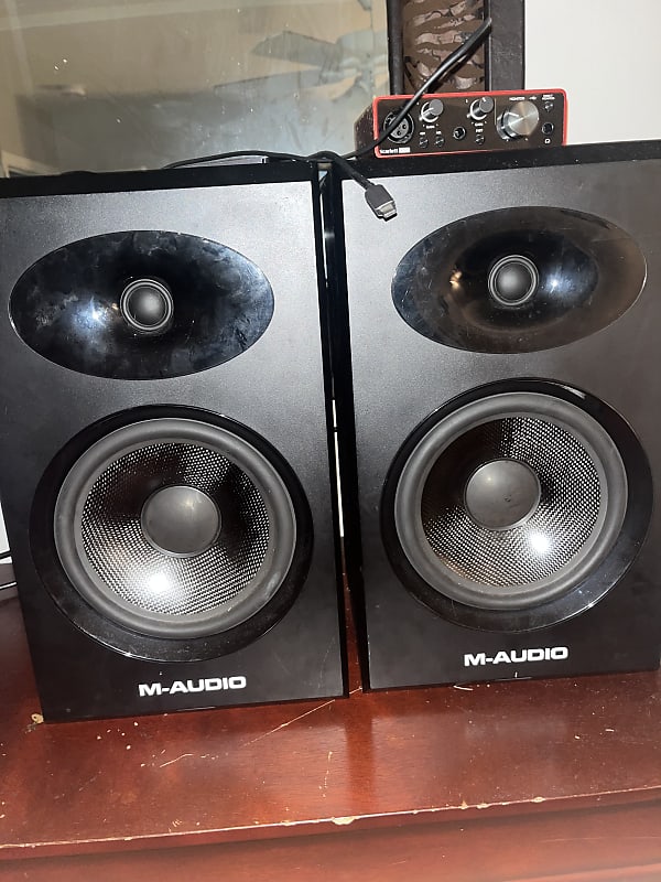 M Audio Studio Monitors Bx8 Reverb