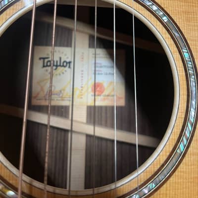 Taylor 812ce 12-Fret with V-Class Bracing 2019 - Present - Natural image 3