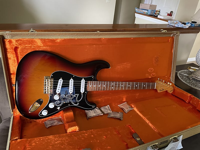 Fender Stevie Ray Vaughan stratocaster image 1