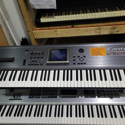 Roland Fantom FA-76 76-Key Music Workstation - Local Pickup Only