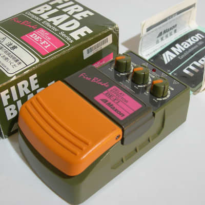 Mint Maxon DE-F1 Fire Blade Delay made in Japan with box