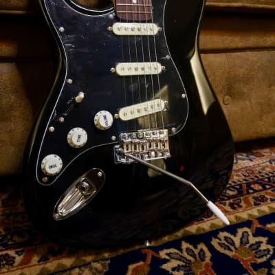 Vintage Guitars  V60 Coaster Series Electric   Left Hand / Zurdo Gloss Bk 2023  Black image 2
