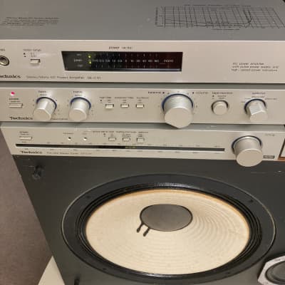 Technics Micro Series SE-C01 Amplifier. SU-C01 PreAmp. ST-C01