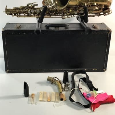 Buescher 400 Intermediate-Level Alto Saxophone, USA, Very Good Condition image 21