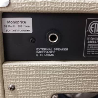 Monoprice 5 watt Tube Amp - White image 5