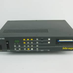 Classic Ensoniq Mirage Multi Sampler DMS-8 Rack Mount Classic Ensoniq Mirage Multi Sampler DMS-8 Rack Mount