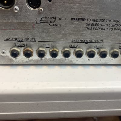 E-MU Emulator IV EIV x Hollywood Gold edition sampler, 2 Gig internal drive, 128 Mb RAM, EFX board image 14