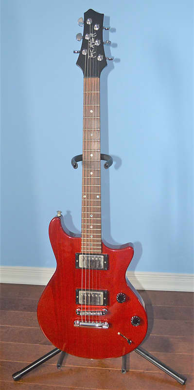 Terry Mcinturff Polaris 1998 Cherry Vintage TCM Exc+ condition Highly playable Great Neck image 1