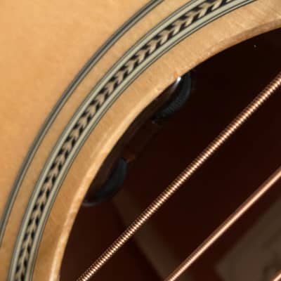 Alvarez MF60CEOM Folk OM Acoustic-Electric Guitar image 11