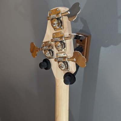 G&L Tribute Series JB-2 2020s Sunburst Electric 4-String Jazz Bass - Ultralight Tuners, Custom Headstock image 15