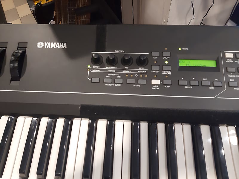 Yamaha KX61 keyboard studio midi controller | Reverb