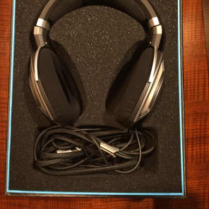 Sennheiser HD700 Audiophile & Mastering Headphones - Open | Reverb