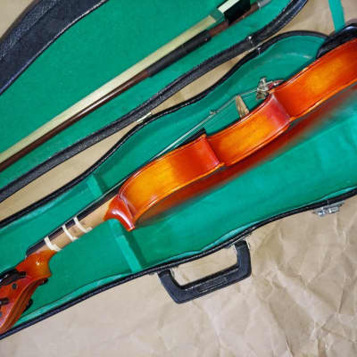 Suzuki 101RR (1/8 Size) Violin, Japan 1981, Stradivarius Copy, with case/bow image 11