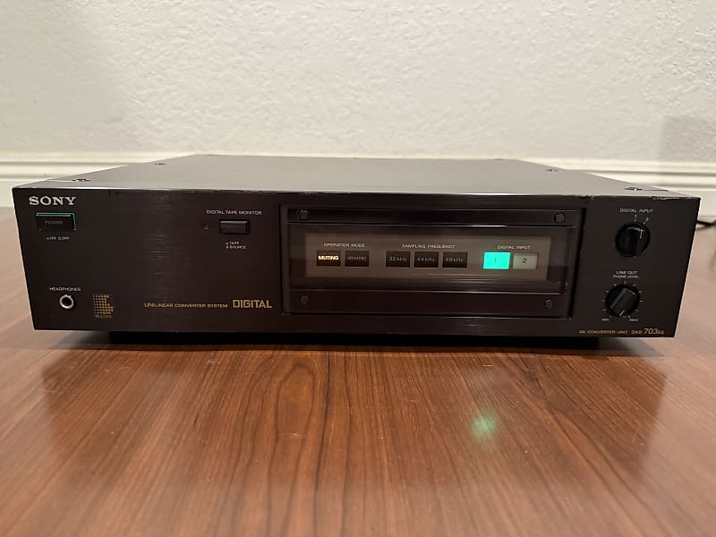 SONY DAS-703ES Digital Analog Converter D/A  			