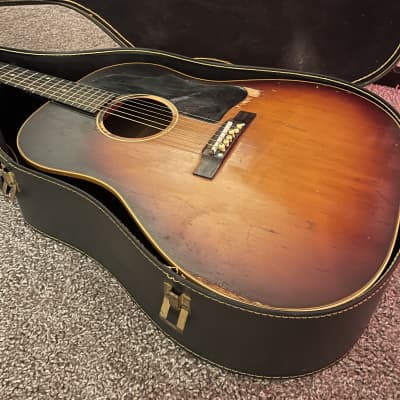 1958 Gibson J-45 Sunburst image 2