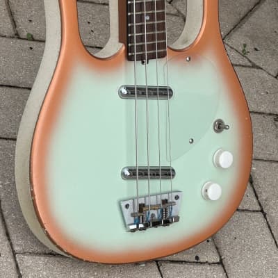 Jerry Jones Longhorn 4 Bass 2000 - a very rare Copper'burst monster playin machine now out of production. image 3