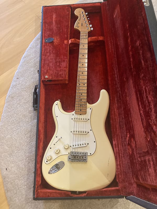 Fender Jimi Hendrix Voodoo Stratocaster | Reverb